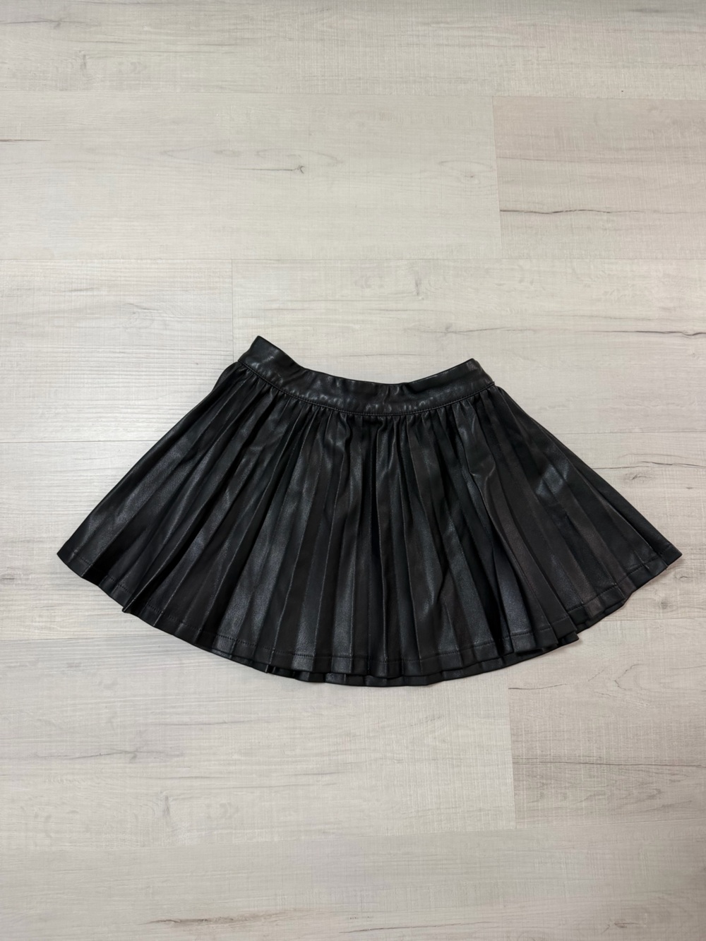 Girls GAP Black Pleated Faux Leather Pleated Skirt